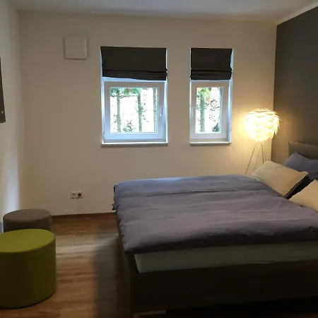 Aparthaus Felizitas Groß-Gerau Buitenkant foto