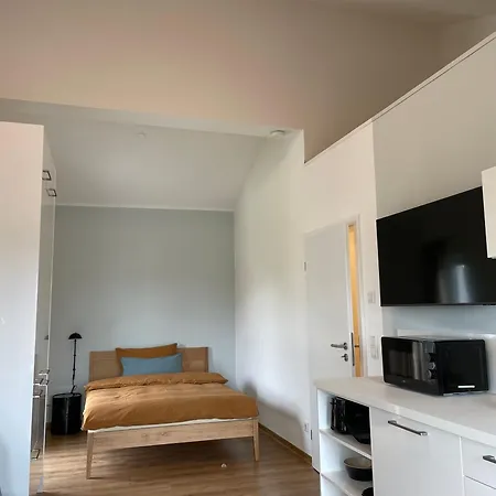 Aparthaus Felizitas Groß-Gerau Buitenkant foto